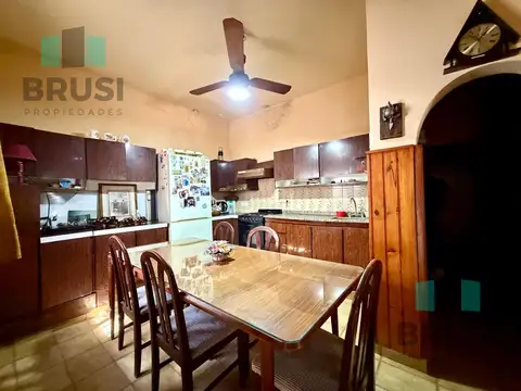 Depto Tipo Casa 4 ambientes con 2 baños