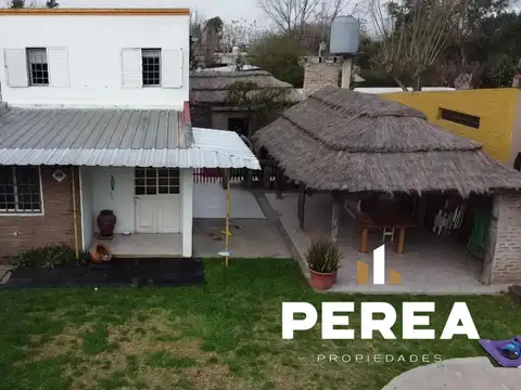 Casa en venta calle Carolina Cora