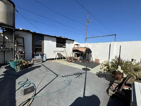 Depto Tipo Casa en Venta 40 años