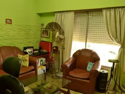 VENTA CASA 3 AMB  VILLA BALLESTER PARRILLA GARAGE