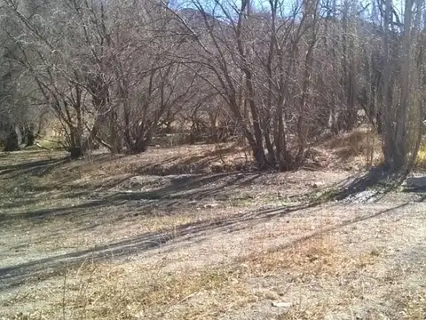 Cachi Adentro Al Pie De Los Cerros De Los