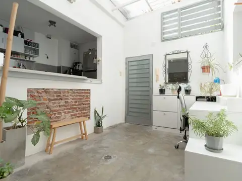 Depto Tipo Casa 2 ambientes con 1 baño