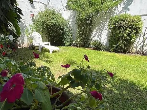 Depto Tipo Casa en Venta 65 años