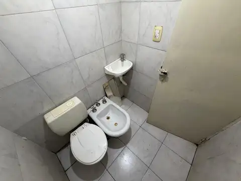 Depto Tipo Casa en Alquiler en Jose Leon Suarez, $ 310.000