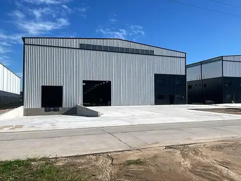 Galpon en Venta 125  mts Fondo