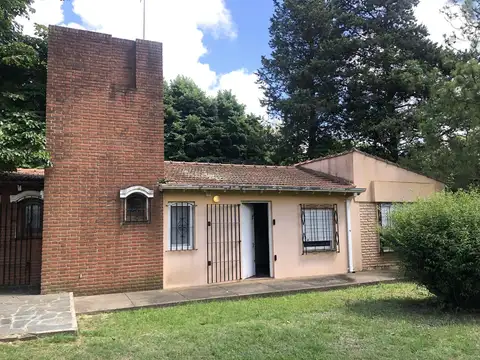 Casa en  QUINTA EN VENTA VILLA ELISA