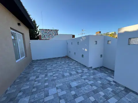 Depto Tipo Casa en Venta en Villa Maipú, USD 105.000