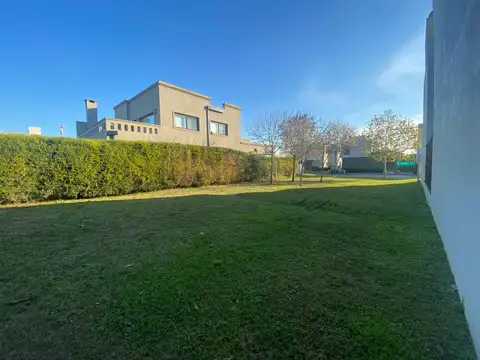VENTA LOTE BARRIO CERRADO EL CAUCE - 477 y 133 - CITY BELL - LA PLATA