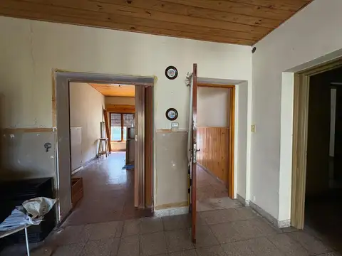 Casa 4 ambientes con 1 baño