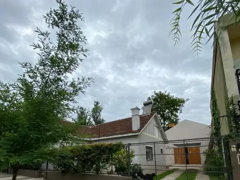 Casa en Alquiler en Temperley, $ 1.600.000