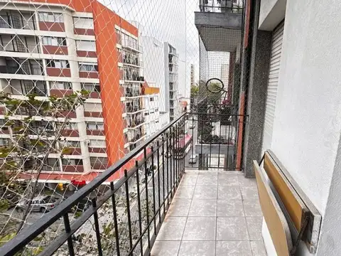 VENTA MONOAMBIENTE AL FRENTE CON BALCON