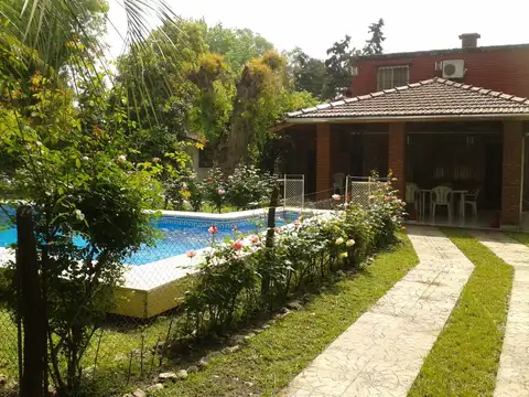 dueño directo alquila casa quinta barrio el trebol en inmejorable ubicacion