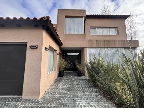 Venta de casa en la Faustina, Bransen