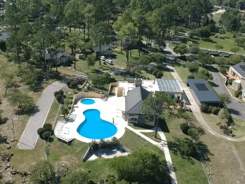 VENTA CASA EN CLUB DE CAMPO POSTA CARRETA