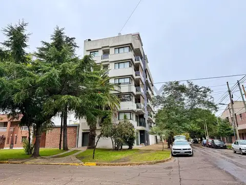 53 esq 30 , Piso 0