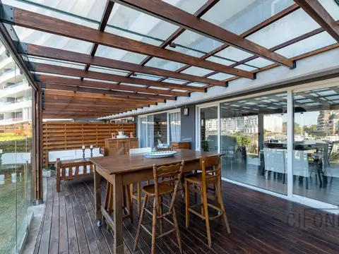 Departamento en Alquiler con 1 cocheras