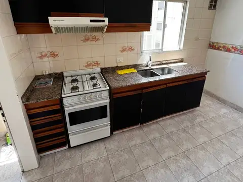 Departamento en Alquiler con 1 cocheras