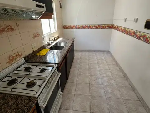 Departamento 3 ambientes con 1 baño