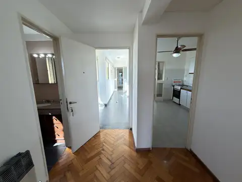 Departamento 4 ambientes con 2 baños