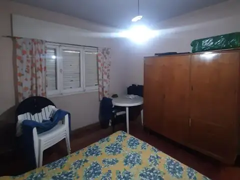 Casa en Venta con 4 cocheras