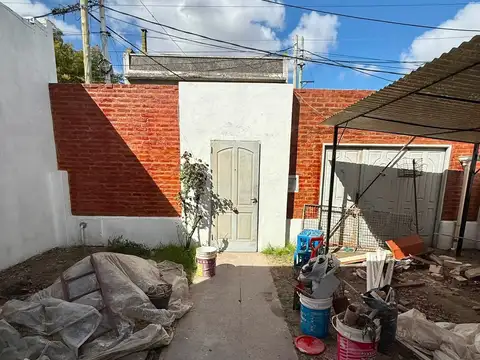 Casa en Alquiler en Villa Dominico, $ 900.000