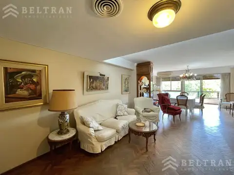 Córdoba al 700. Hermosa vista. Excelente construcción