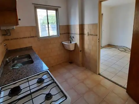 Departamento 3 ambientes con 1 baño