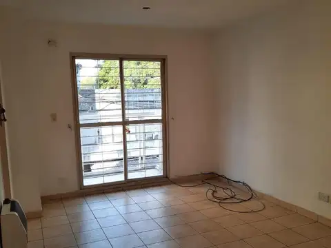 Alquiler departamento 2 dormitorios, Rosario centro.