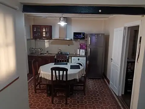 Berón De Astrada 2500