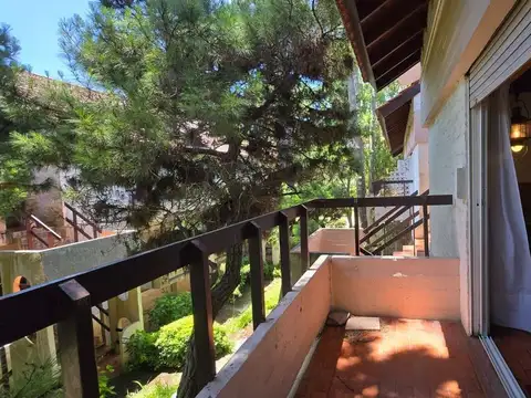 DEPARTAMENTO DUPLEX CUATRO AMBIENTES VENTA PINAMAR