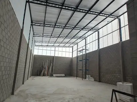 VENTA GALPÓN INDUSTRIAL EN EL TALAR – TIGRE  /  Excelente oportunidad para uso logístico, industrial o inversión.