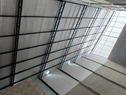 VENTA GALPÓN INDUSTRIAL EN EL TALAR – TIGRE  /  Excelente oportunidad para uso logístico, industrial o inversión.