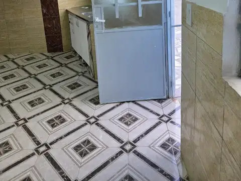 Depto Tipo Casa 2 ambientes con 1 baño