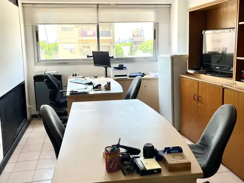 AV Triunvirato 4100, Piso 4