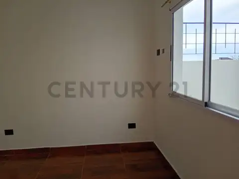 Departamento en Alquiler en Valentín Alsina, $ 680.000
