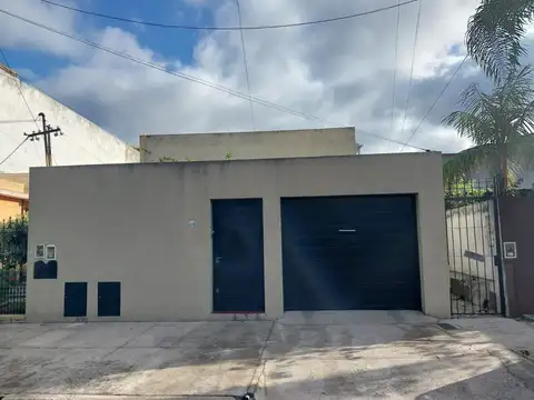 PH AL FRENTE  3 AMBIENTES C/GARAGE Y PATIO Y