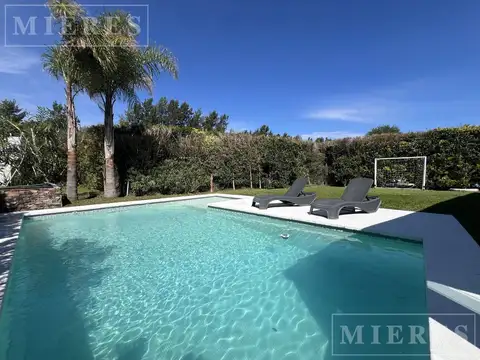 Casa en alquiler de verano en La Comarca, Bancalari