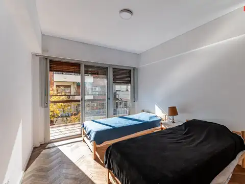 Departamento 5 ambientes con 2 baños