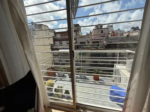 ALQUILER 2 AMB Y 1/2 MUY LUMINOSO BALCON BELGRANO