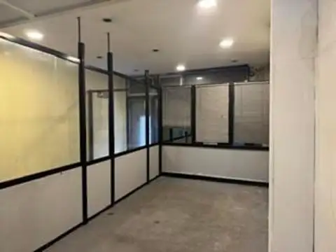 Local en Alquiler en Monte Castro, $ 1.500.000