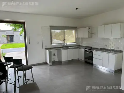 Casa en Alquiler A Estrenar