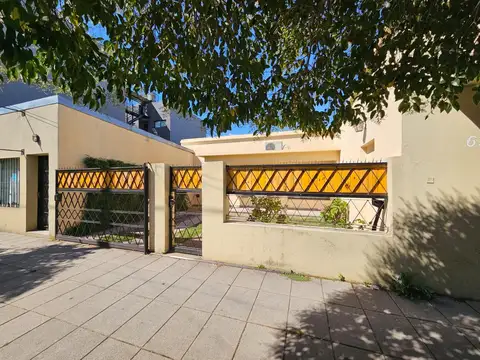 Casa en alquiler en Belén de Escobar - ID 4111