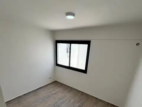 Departamento en Alquiler en Banfield, $ 480.000