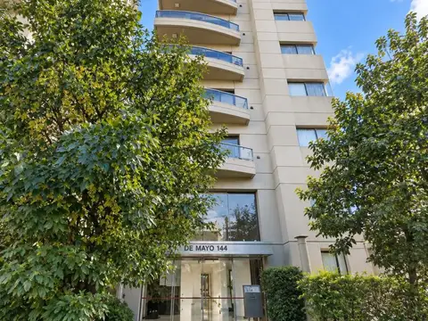*EXCLUSIVO DEPTO. 2 AMB. C/BALCON AL FRENTE Y COCHERA CUBIERTA  *EDIFICIO C/ SEGURIDAD