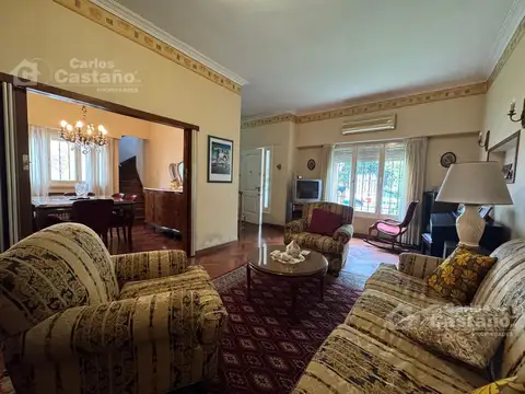 Casa 4 ambientes con 3 baños