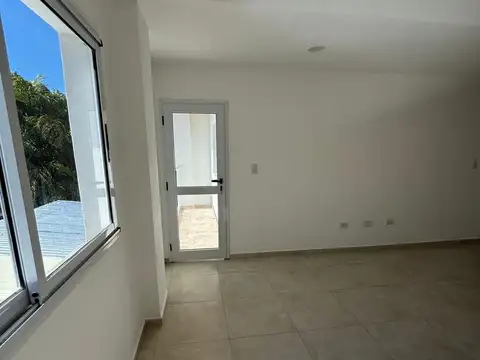 DF863 - DEPARTAMENTO EN VENTA - 1 DORMITORIO - AV, RADEMACHER Y TRINCHERAS
