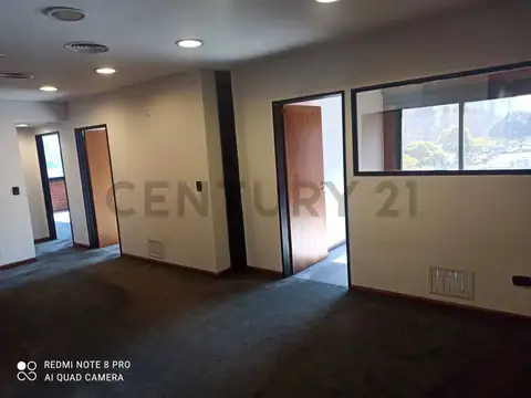 Oficina 4 ambientes con 1 baño