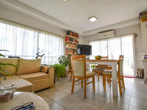 Mitre 2200, Piso 4°