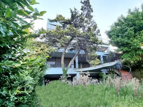 Casa para refaccionar con vista al río- La Lucila-Libert./Rio