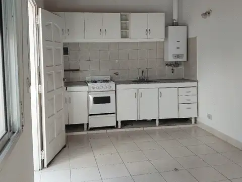 Avenida Presidente Perón 3400